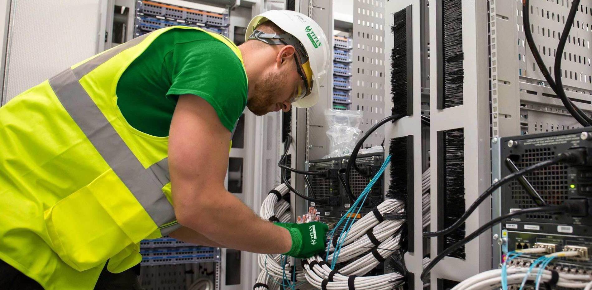 #1 Best Fiber Optic Cabling Company: CAT6 CAT7 CAT8 Network Contractor vs Wiring Installer Structured Fiber Optic